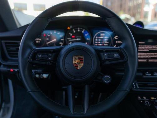 2024 Porsche 911 Carrera GTS