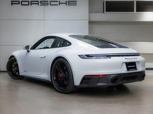 2024 Porsche 911 Carrera GTS