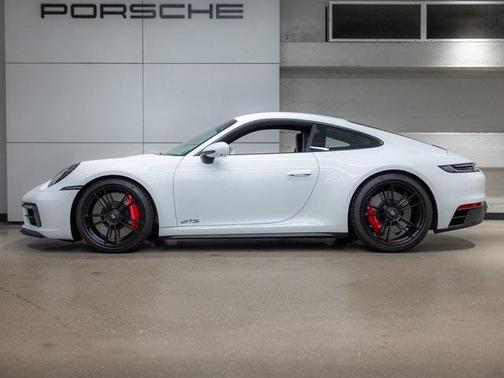 2024 Porsche 911 Carrera GTS