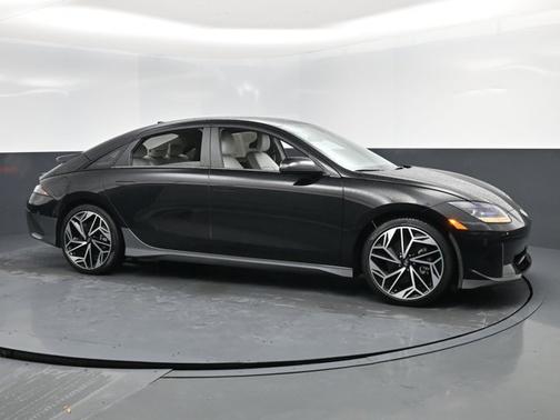 2023 Hyundai IONIQ 6 SEL