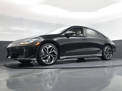2023 Hyundai IONIQ 6 SEL