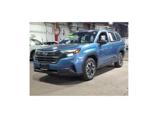 2025 Subaru Forester Base