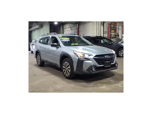 2025 Subaru Outback Base