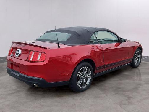 2010 Ford Mustang Base