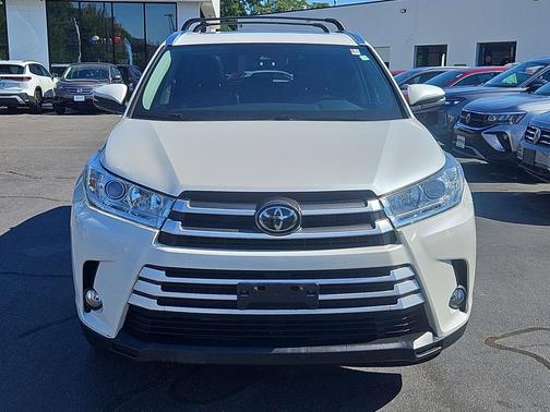 2017 Toyota Highlander