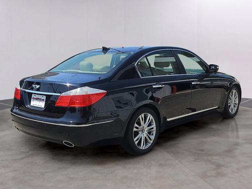 2010 Hyundai Genesis 4.6
