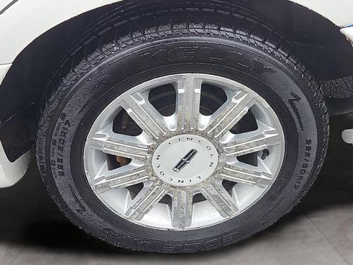 2007 Lincoln Town Car Signature