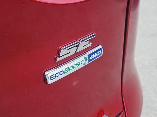 Ruby Red Tinted 2016 Ford Escape SE
