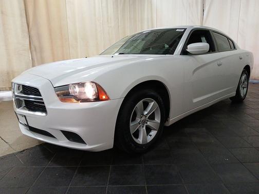 2014 Dodge Charger SE