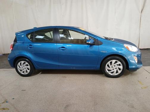 2015 Toyota Prius c Two