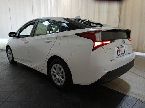 2020 Toyota Prius LE