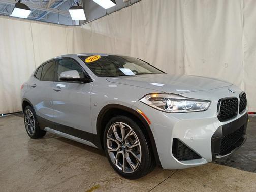2022 BMW X2 xDrive28i