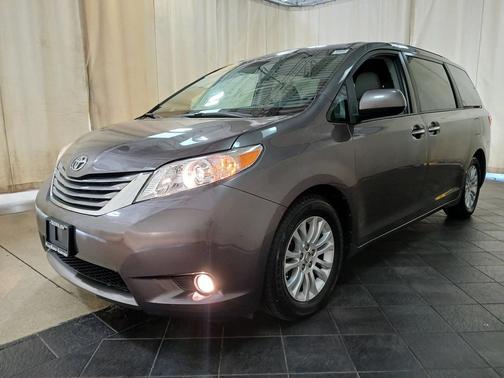 2015 Toyota Sienna XLE Premium