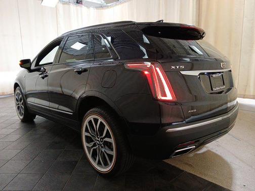 2021 Cadillac XT5 Sport