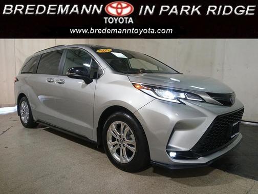 2023 Toyota Sienna XSE 7 Passenger