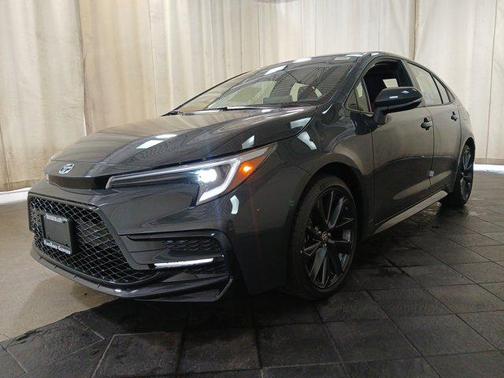2025 Toyota Corolla Hybrid SE