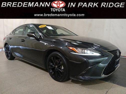 2022 Lexus ES 300h F SPORT