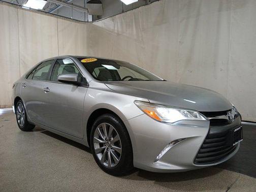 2016 Toyota Camry XLE