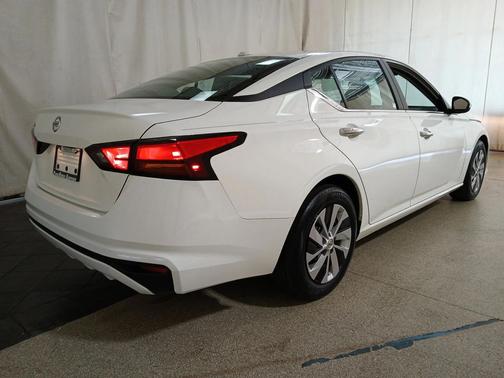2020 Nissan Altima S FWD