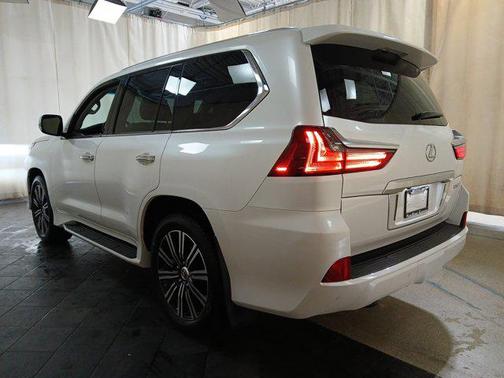 2020 Lexus LX 570 Three-Row