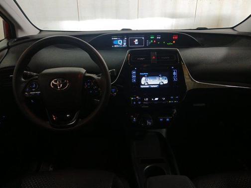 2019 Toyota Prius LE