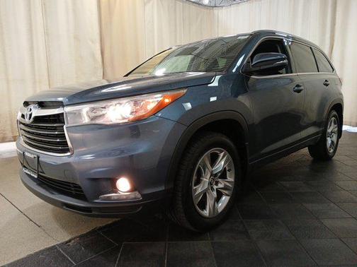 2016 Toyota Highlander Limited Platinum