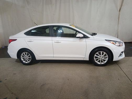 2022 Hyundai Accent SEL
