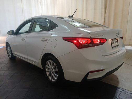 2022 Hyundai Accent SEL