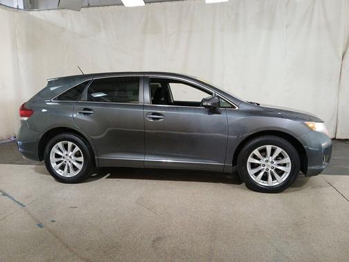 2013 Toyota Venza LE