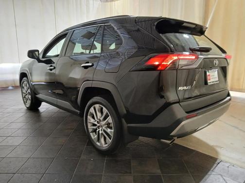 2022 Toyota RAV4 Limited