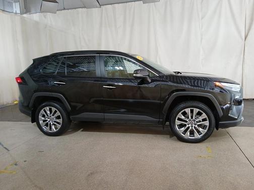 2022 Toyota RAV4 Limited