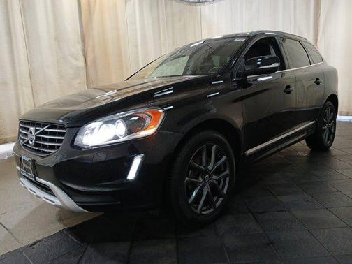 2017 Volvo XC60 T6 Dynamic