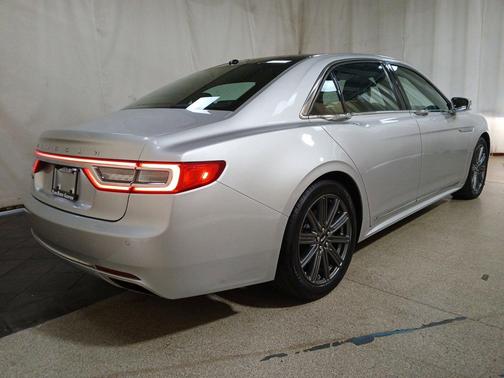 2017 Lincoln Continental Reserve