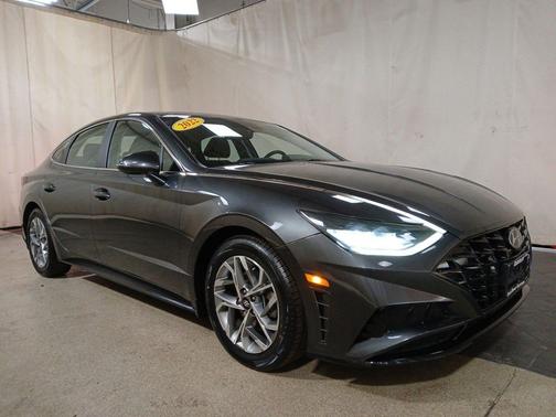 2022 Hyundai SONATA SEL