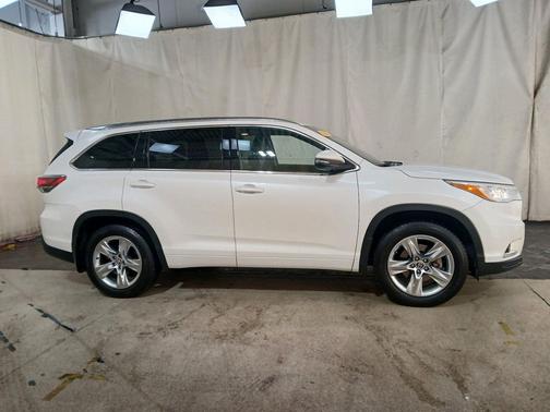2016 Toyota Highlander Limited