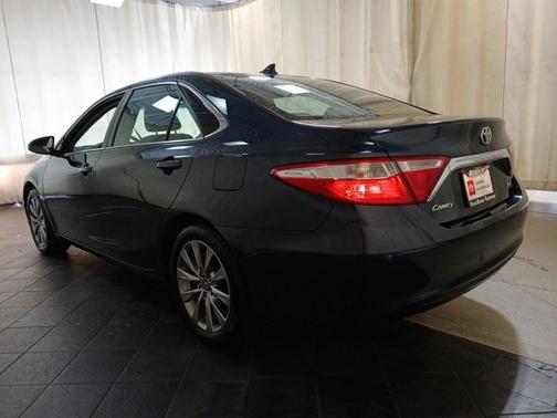 2016 Toyota Camry XLE