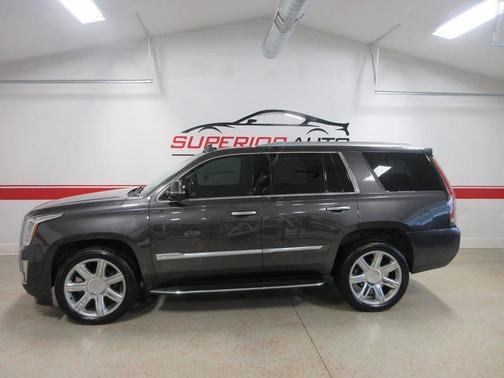 Dark Granite Metallic 2017 Cadillac Escalade Luxury