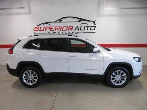 Bright White Clear Coat 2019 Jeep Cherokee Latitude