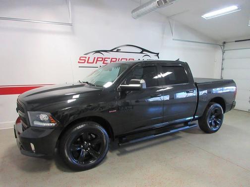 2018 RAM 1500 Night Crew Cab 4x4 5'7' Box