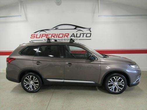 2018 Mitsubishi Outlander ES