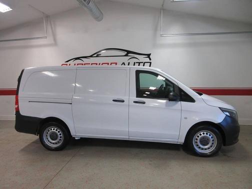 2019 Mercedes-Benz Metris Base