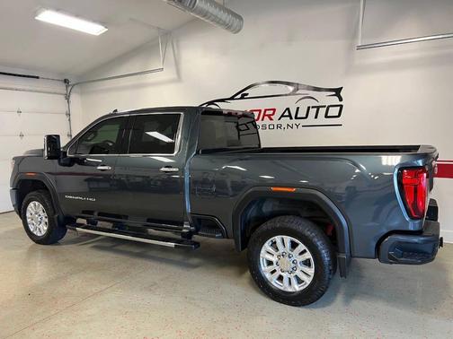 2020 GMC Sierra 2500 Denali