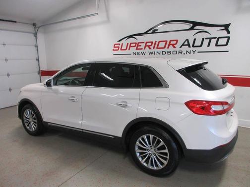 White Platinum Metallic Tri-Coat 2016 Lincoln MKX Select