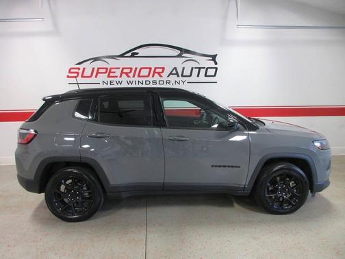 Sting-Gray Clear Coat 2023 Jeep Compass Latitude