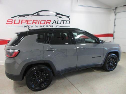 Sting-Gray Clear Coat 2023 Jeep Compass Latitude