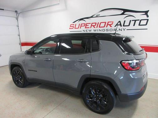 Sting-Gray Clear Coat 2023 Jeep Compass Latitude