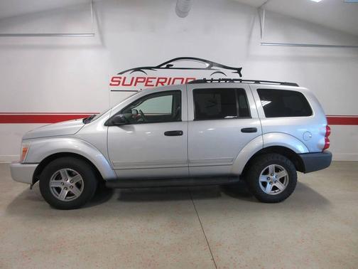 Bright Silver Metallic Clearcoat 2005 Dodge Durango SLT