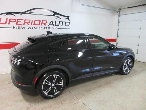 2021 Ford Mustang Mach-E Select