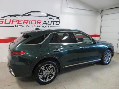 Brunswick Green Matte 2024 Genesis GV70 2.5T AWD