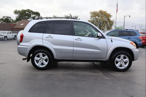 2004 Toyota RAV4 Base